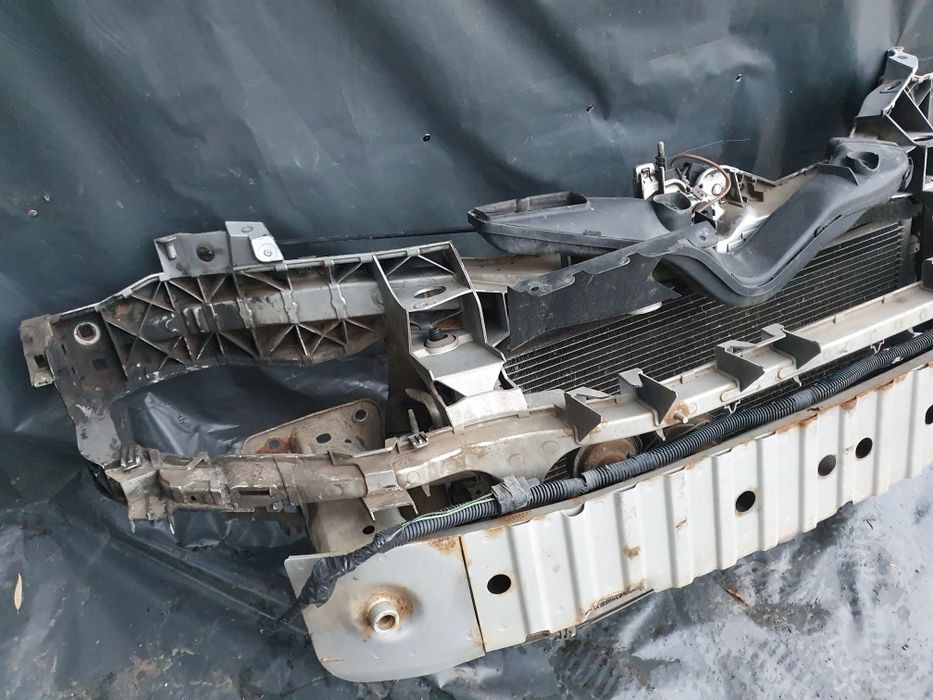 Trager radiatoare intaritura bara fata ford cmax