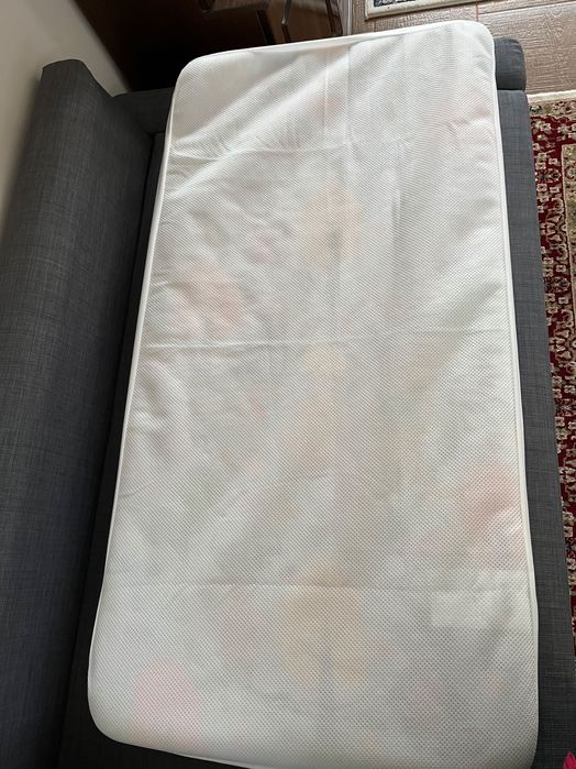 Нов матрак 120/60 с подарък нов протектор