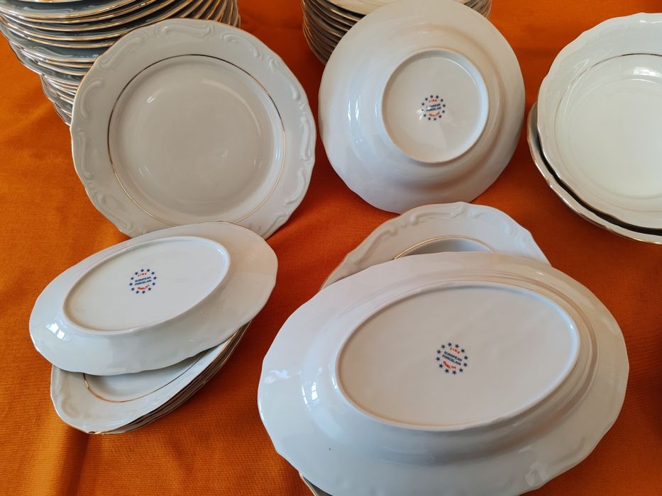 Голям винтидж порцеланов сервиз за хранене 72 части