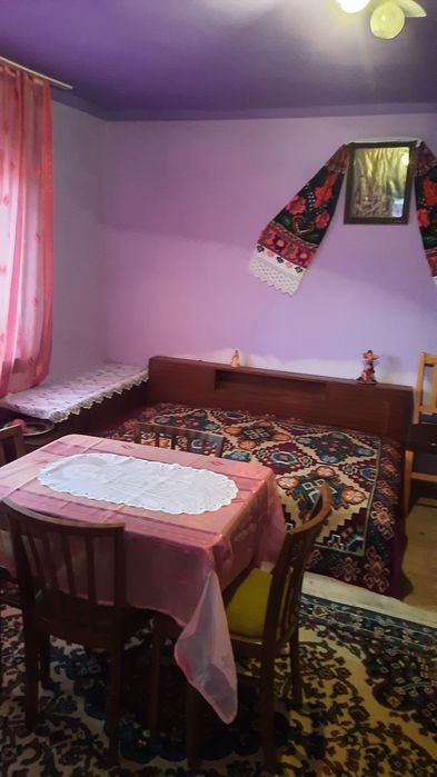 Casă și grădină de vînzare