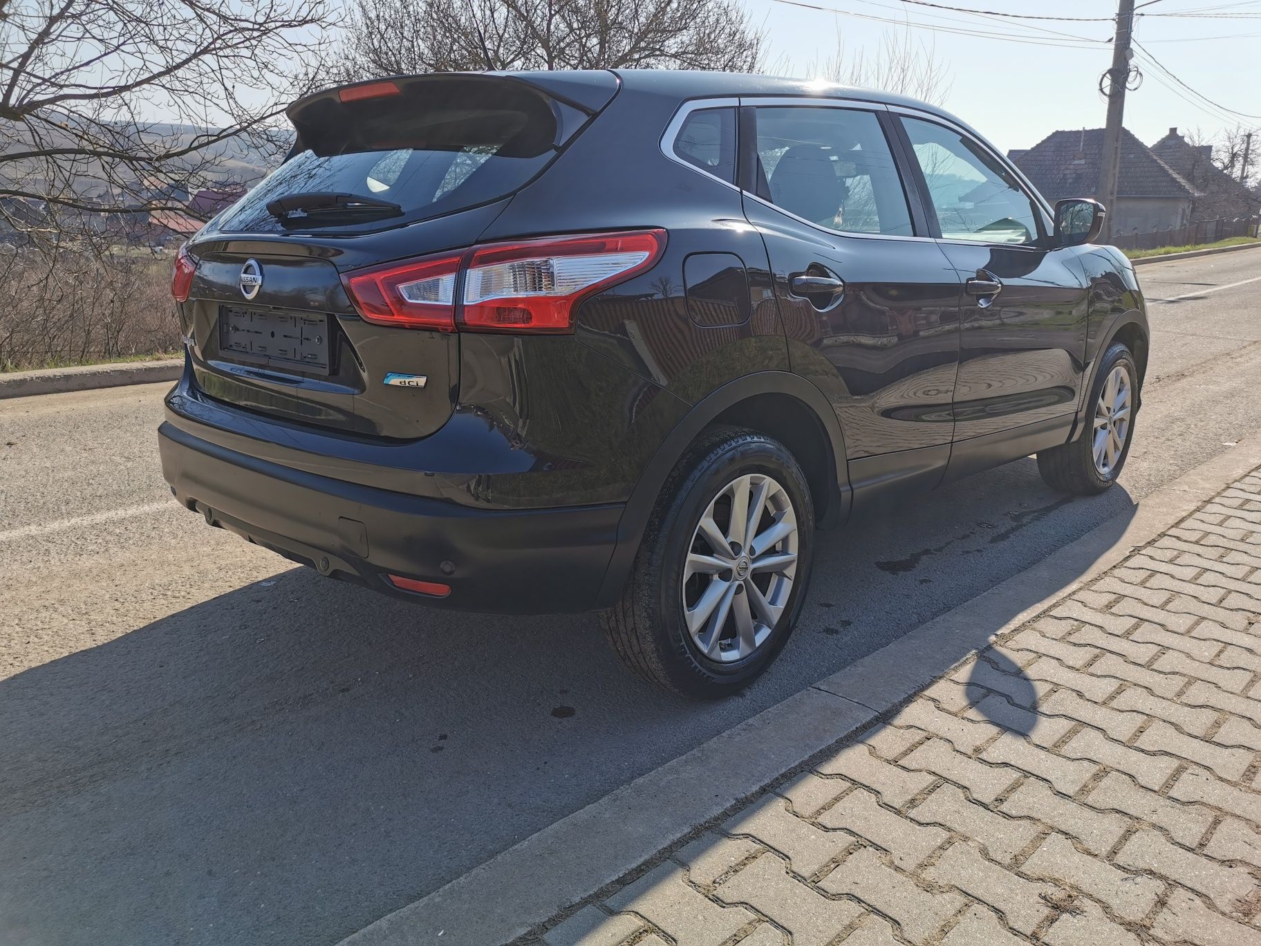 Nissan Qashqai 1.5 dci, 110 cai, NAVI, camera