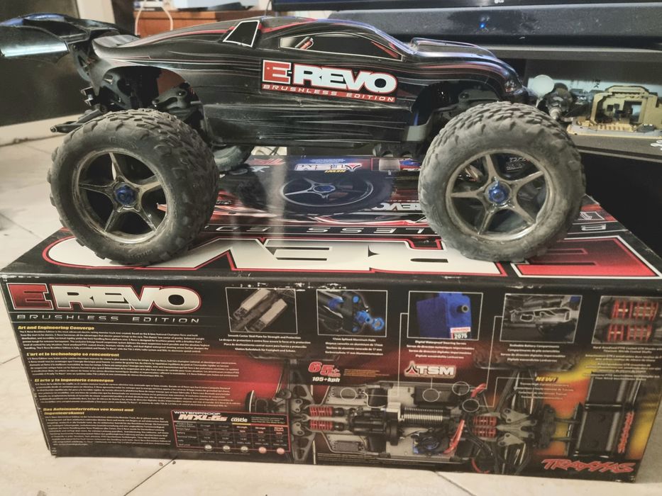 Traxxas ERevo Brushless edition RC Monster Truck