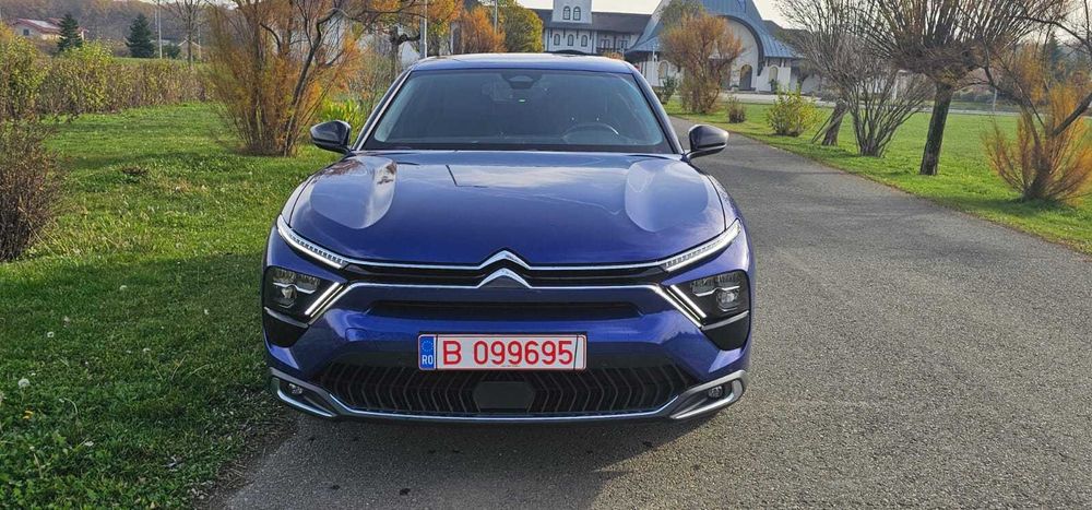 Citroen C5X Plugin Hibrid 225 cp automat 8T