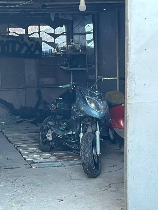 Продам скутер 150кубов