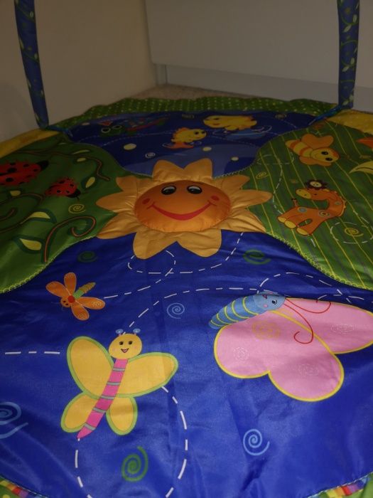 Covoras interactiv pt bebelusi