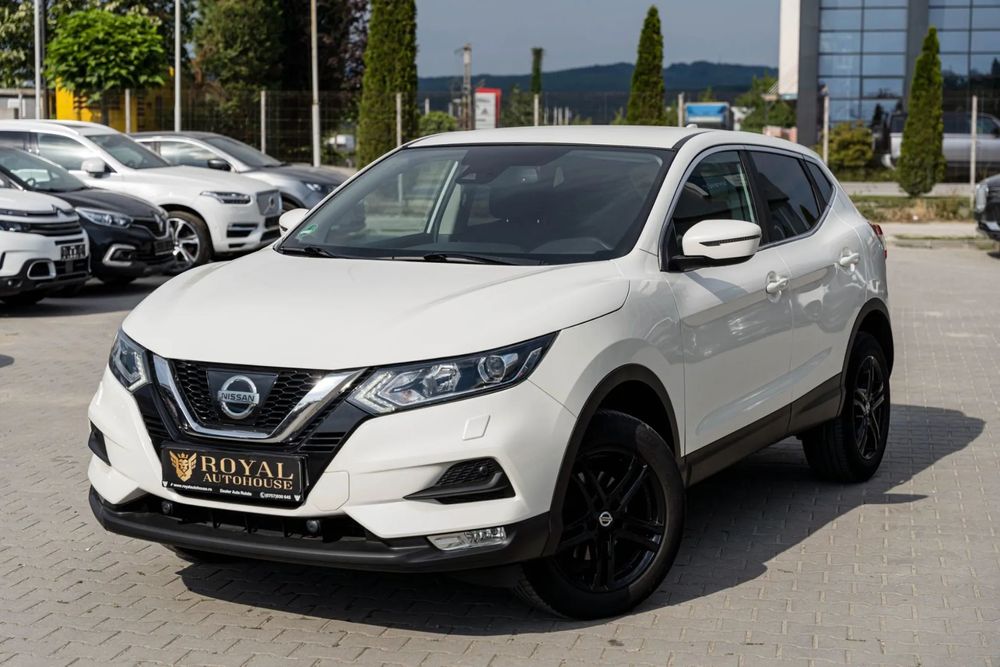 Nissan Qashqai GARANTIE 12 LUNI, 1.6 diesel Asistenta franare/banda, Camera marsarier