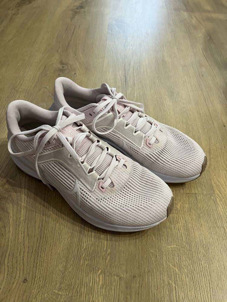 Дамски спортни маратонки Nike Air Zoom  Pegasus 40