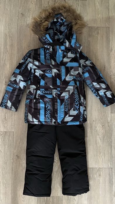 Продам зимний костюм