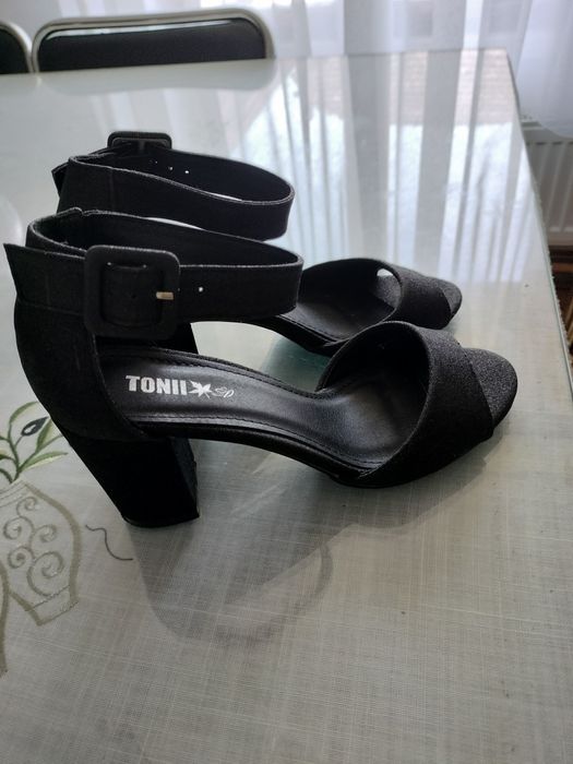 Sandale elegante cu sclipicii