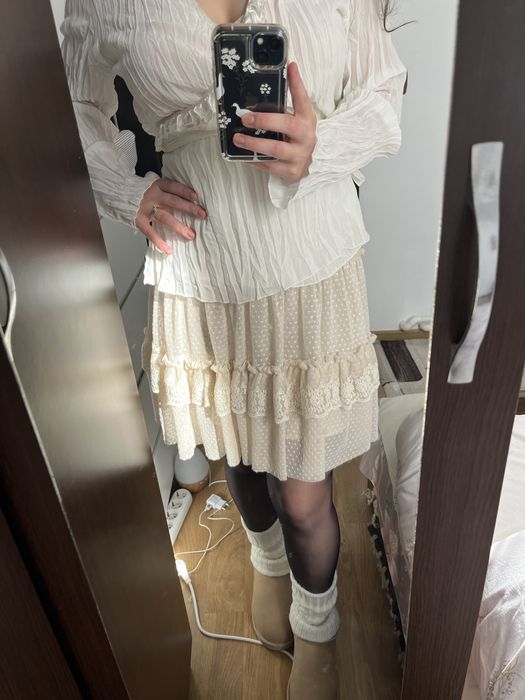 Fusta volane dantela