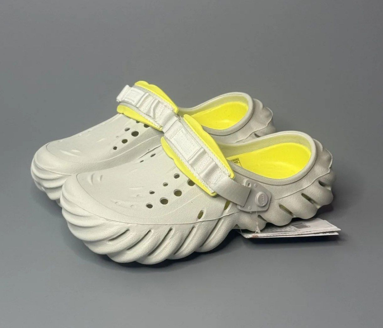 Кроксы новые  CROCS