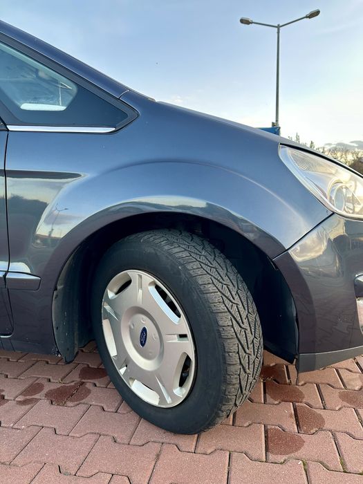 Ford Galaxy Titanium