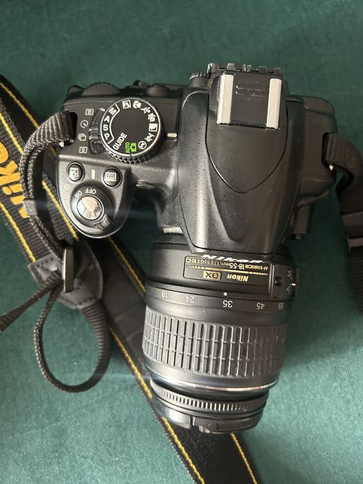 Vand Nikon d3100 in stare foarte buna