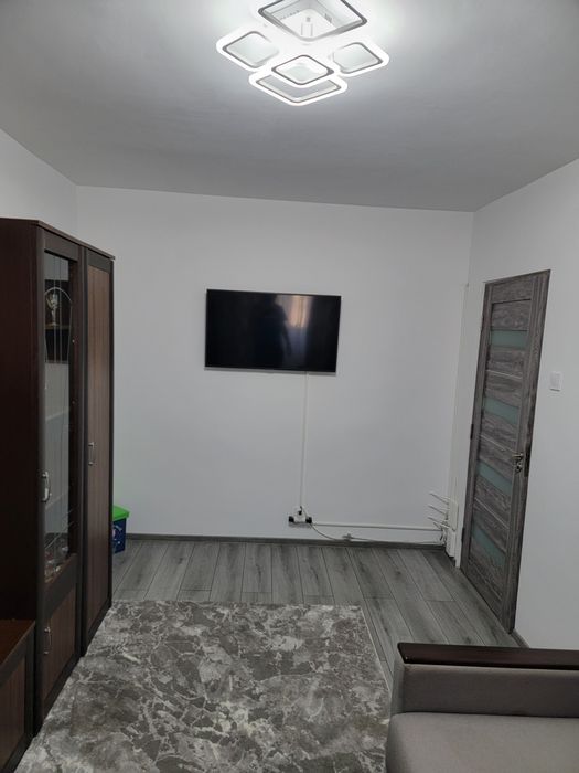 Închiriez apartament 1 camera Frumoasa
