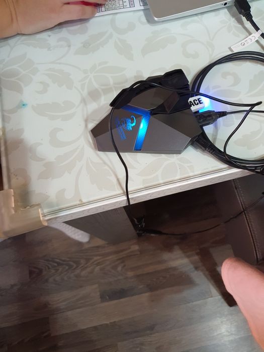 Gaming hub plus card reader
