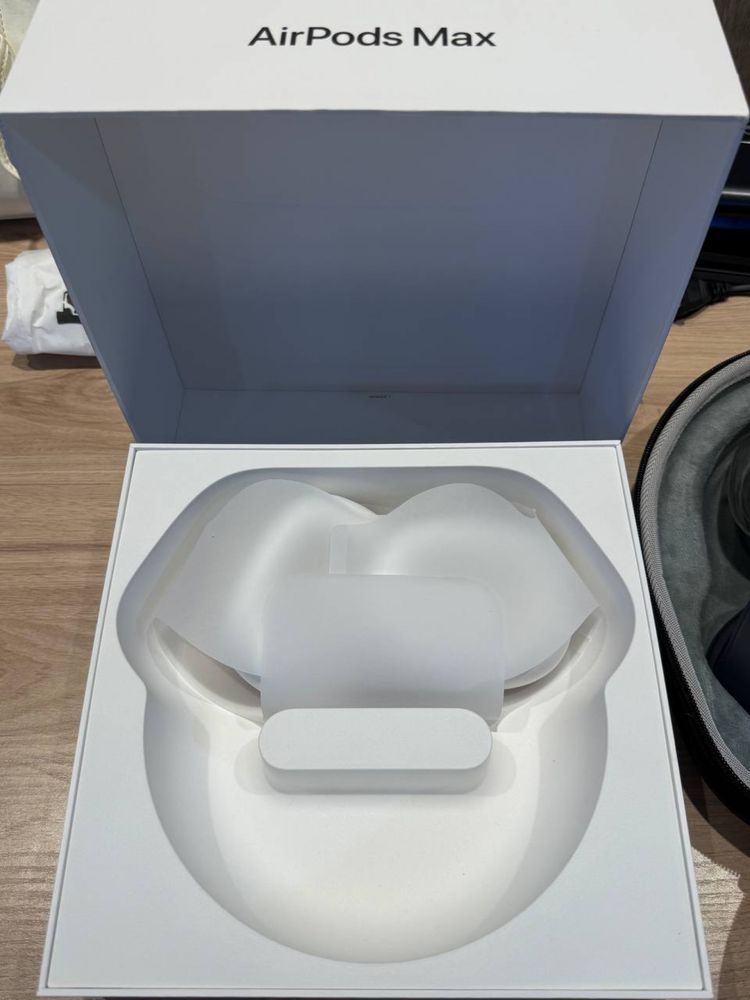 Airpods max black original