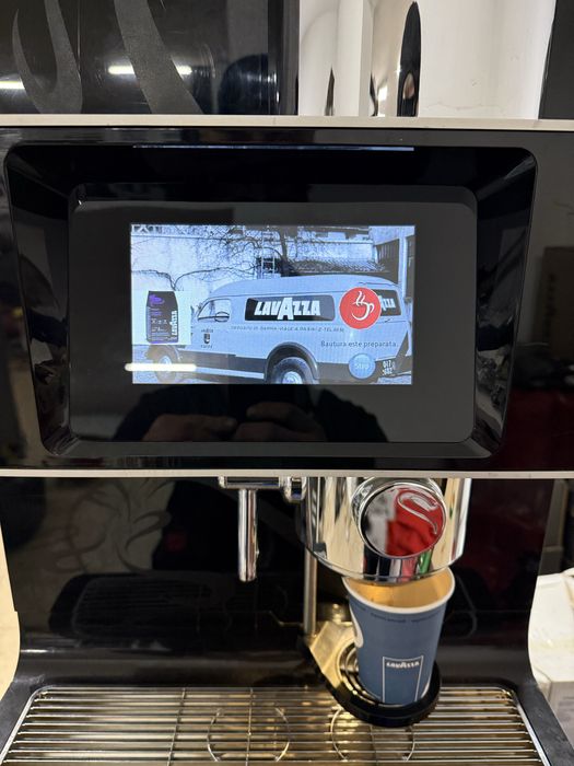 Necta Ferrara touchscreen aparat cafea boabe