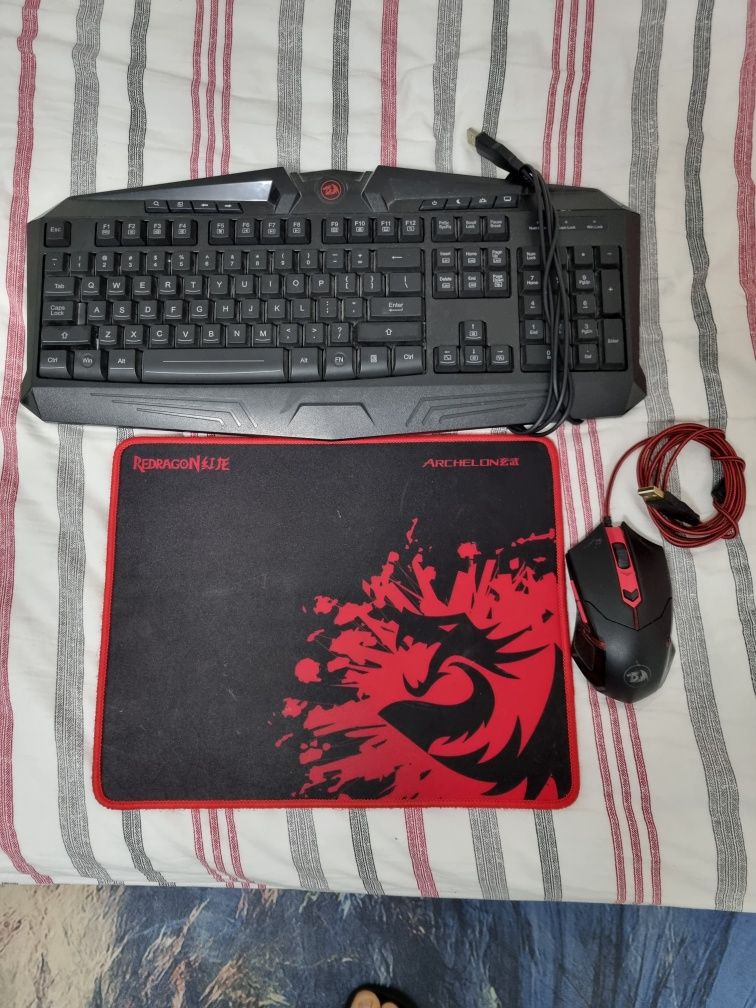 Tastatură și  mouse