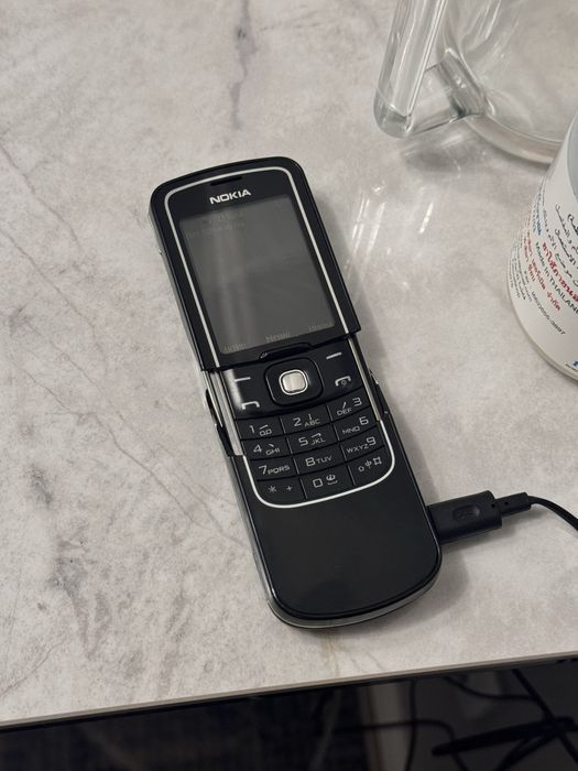 Nokia 8600 Luna