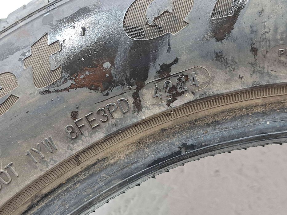 Anvelopa M+S Bmw 3 (E90) [Fabr 2005-2011]