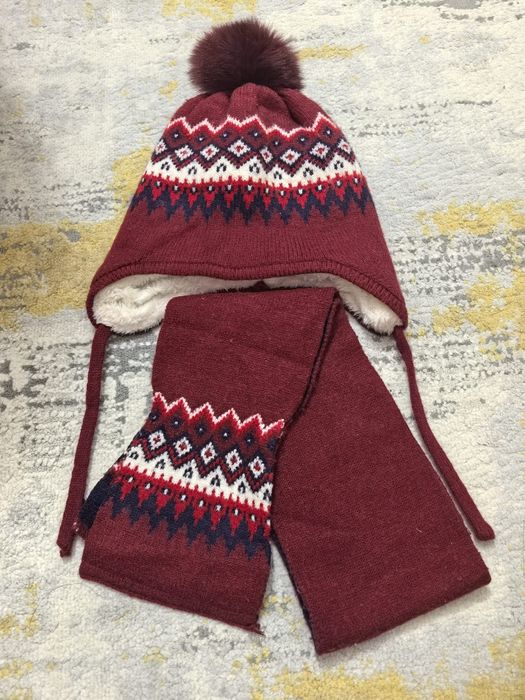 Set fular + caciulă iarna ,1-2 ani , unisex