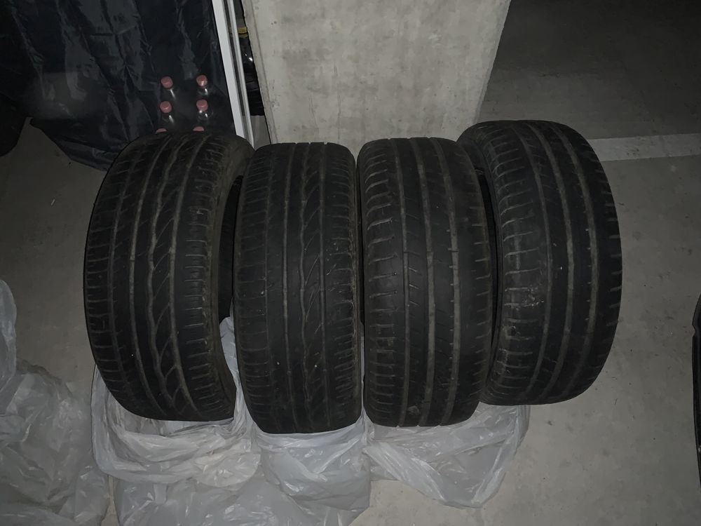 Set anvelope de vara 205/55 R16, Bridgestone si Goodyear, 150 lei/set