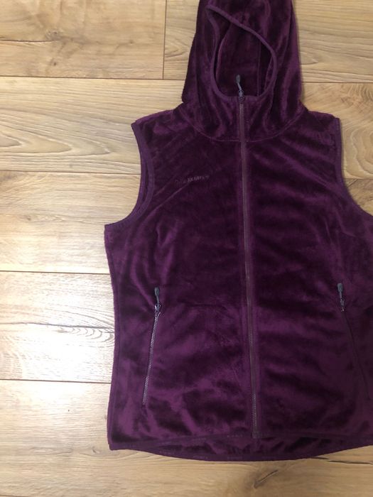 Mammut-vesta cu gluga , ca si Noua, tip bitos, pt dame, M