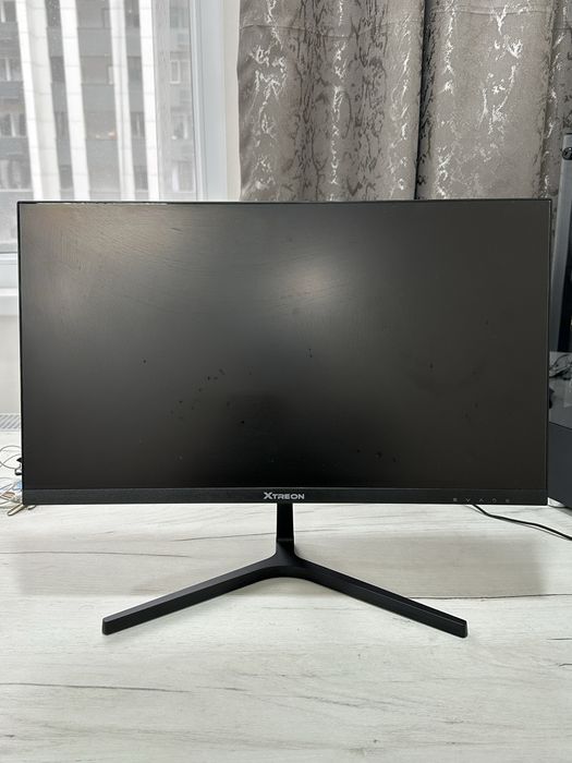 Монитор Xtreon 100гц