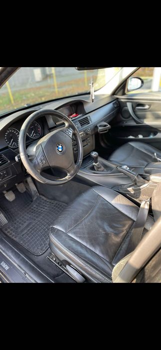 De vanzare BMW 320d E90