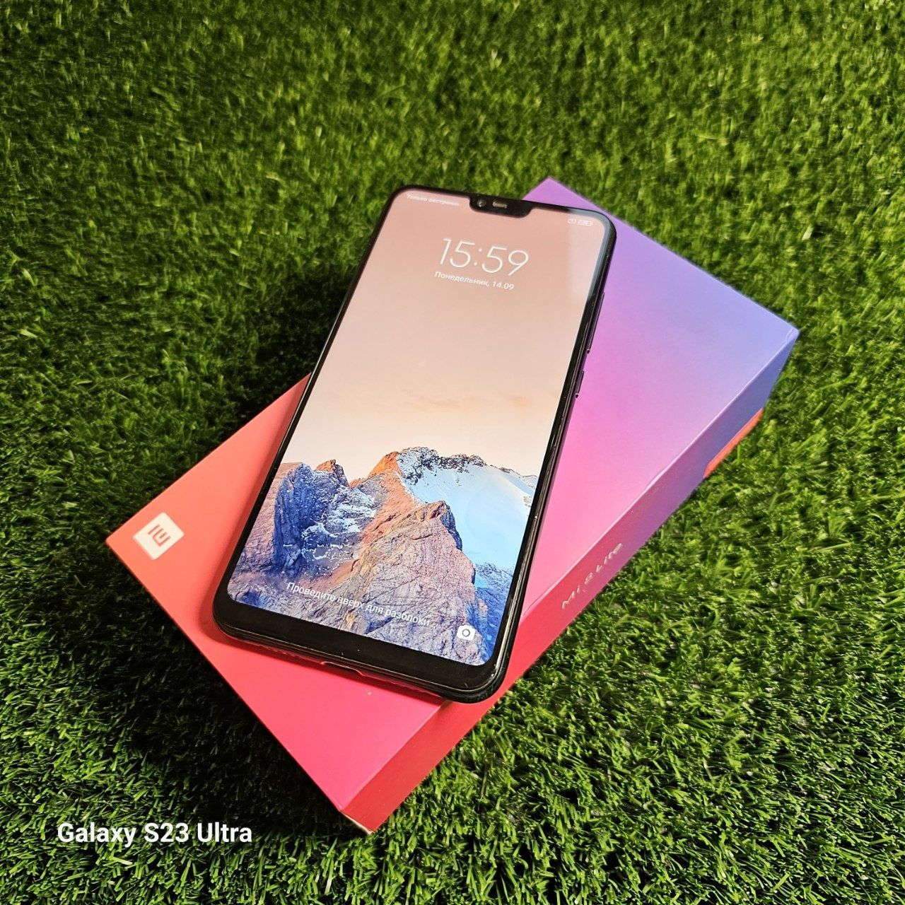 Xiaomi 8Lite sotiladi Flagman