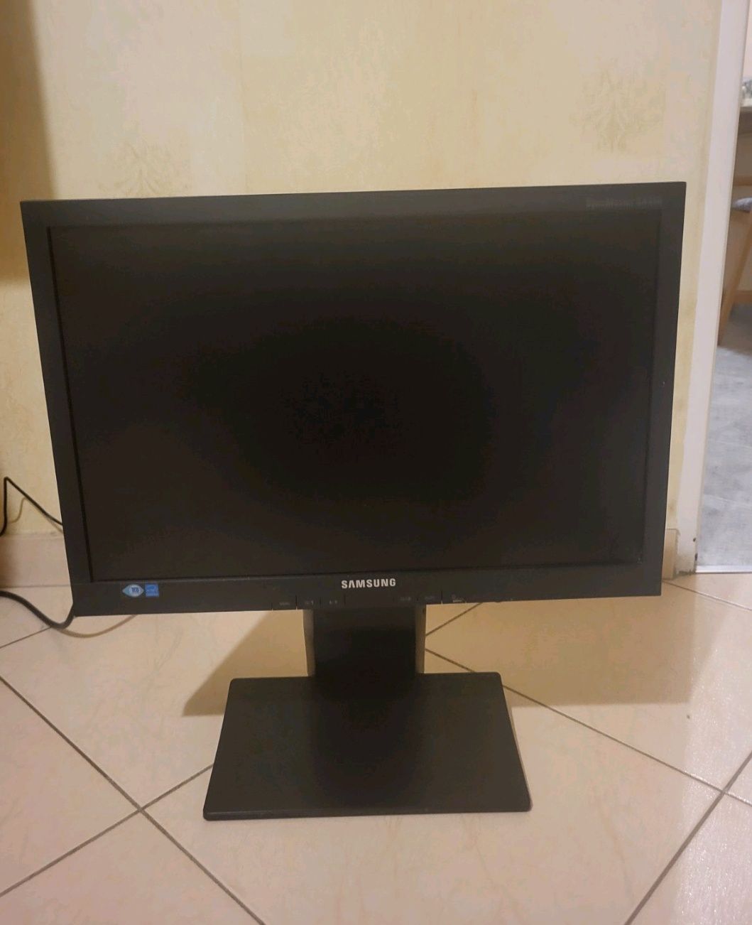 Монитор samsung s19a450mw