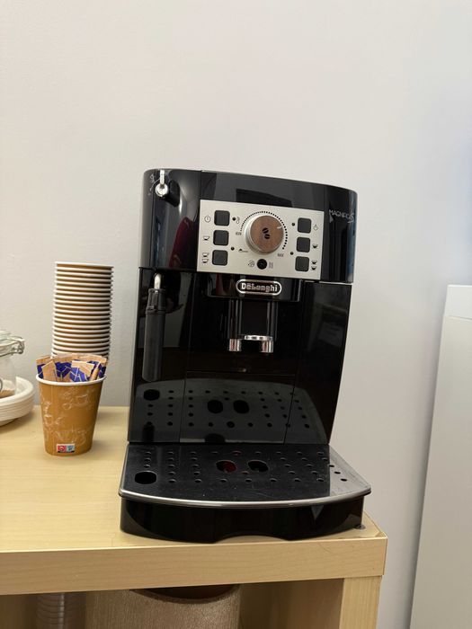 Săli pentru educație, consiliere și workshopuri