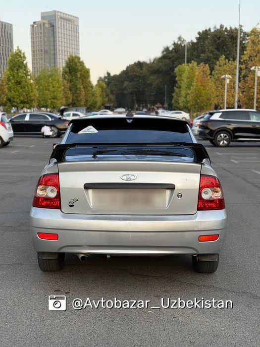 •Lada Priora 2008 16v•