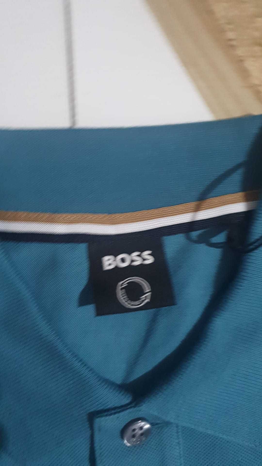 Vand tricou Hugo Boss masura S original nou cu eticheta