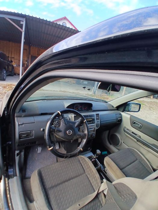 Nissan x-trail, autoutilitara, 2005