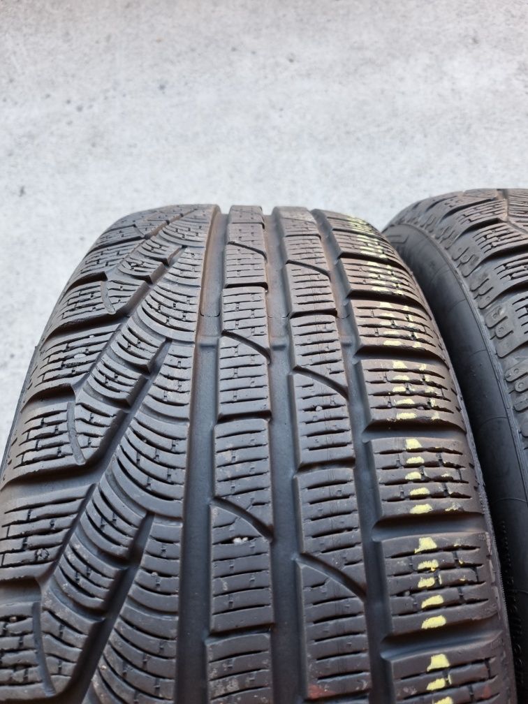 4 anvelope iarna PIRELLI 225/50/18 DOT 2018 PRET PER BUCATA