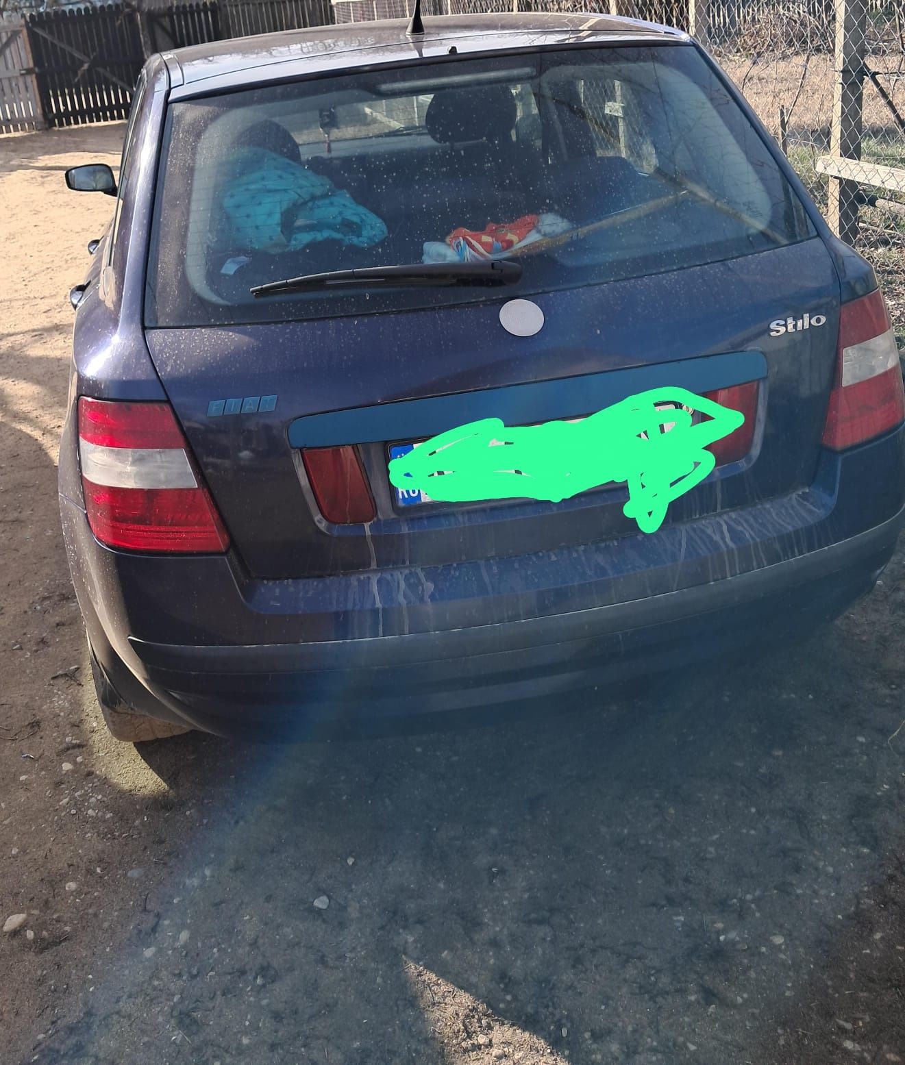 Vand sau schimb cu golf  fiat stilo an 2002 benzina și gaz 16 16 v 1