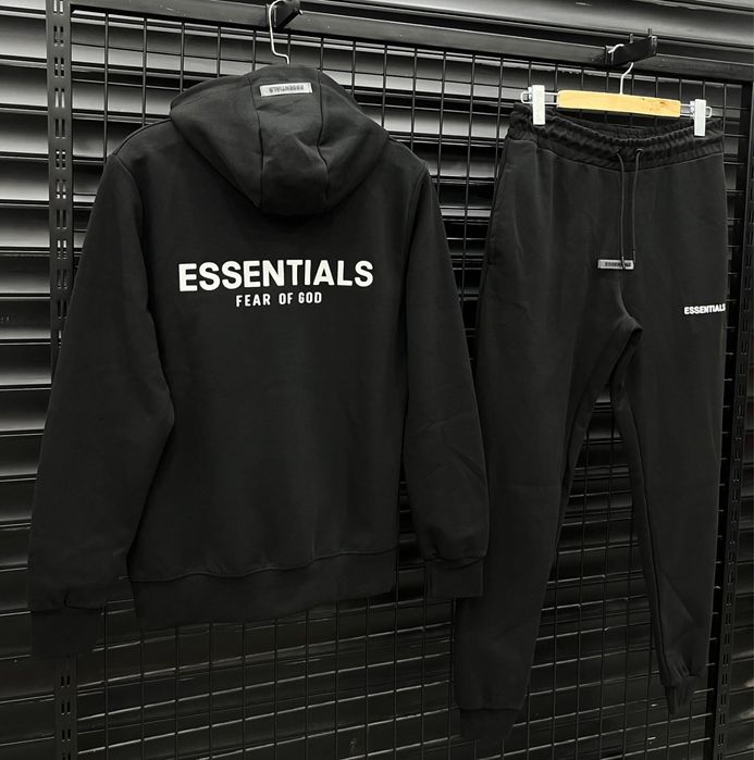 Мъжки екипи Essentials / Nike Tech Fleece / Syna World