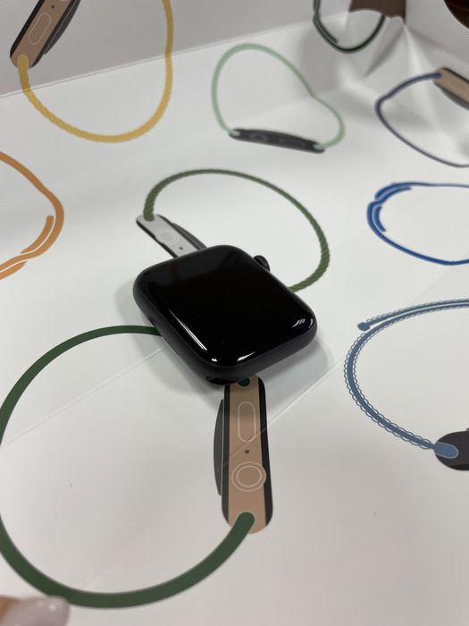 Смарт часовник smart Apple watch SE, Space Gray