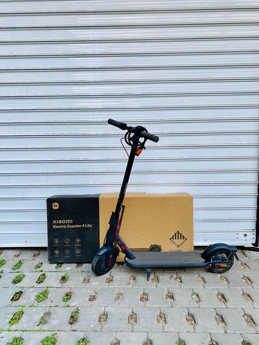 РАЗПРОДАЖБА ! Ел. тротинетка Xiaomi Electric Scooter 4 Lite, Гаранция