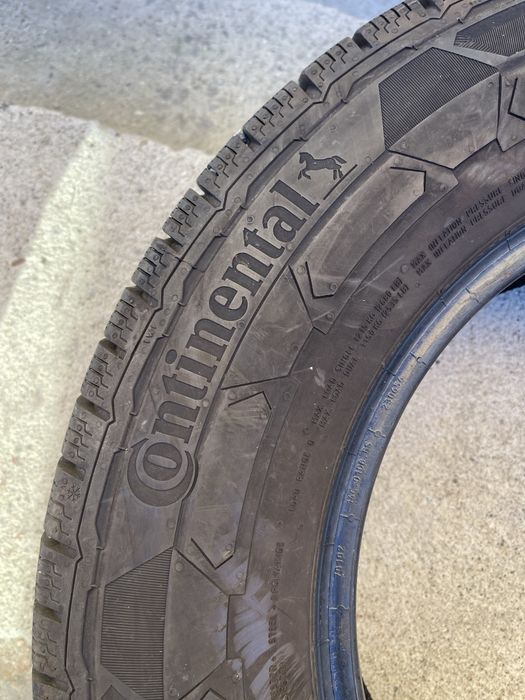 Гуми Continental 235 65 16c зимни