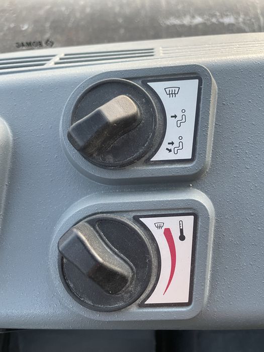 Inchiriez Cilindru compactor