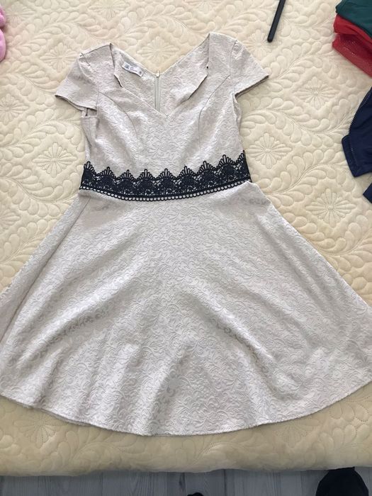 Rochie eleganta de zi