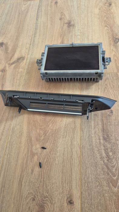 Mercedes w212 голяма навигация