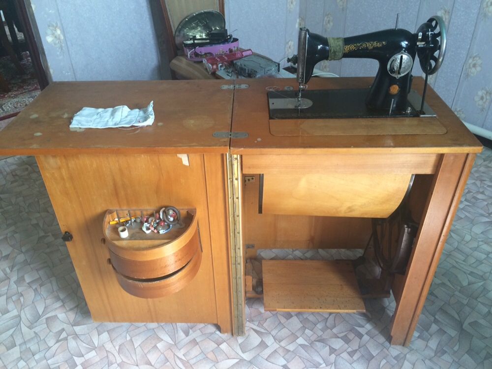 Продам швейную машину советского производства