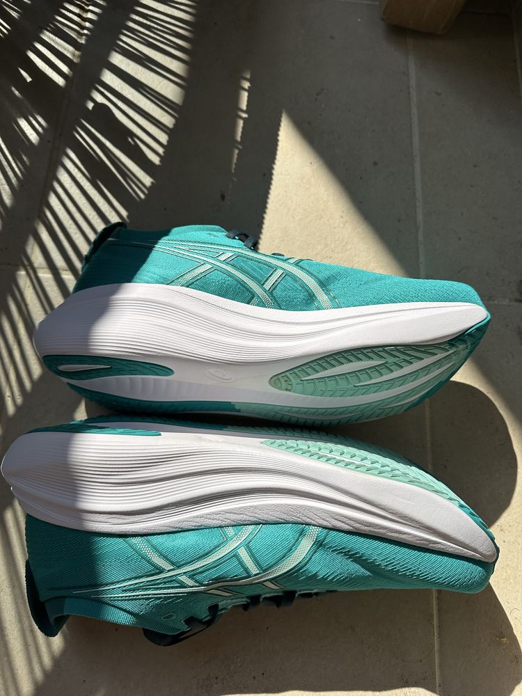 ASICS Gel Nimbus 27