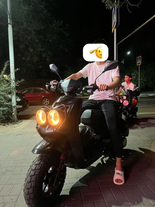 Бумер Мопед на ходу