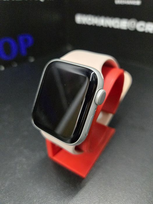 Apple Watch Series 6 / 40mm
