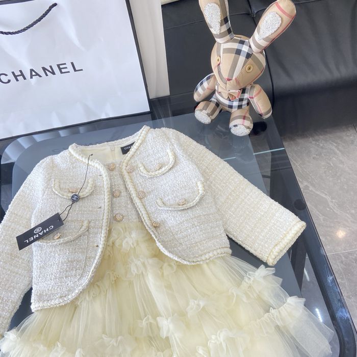 Set de fetiță: rochiță din tulle fin și sacou scurt din tweed ivory