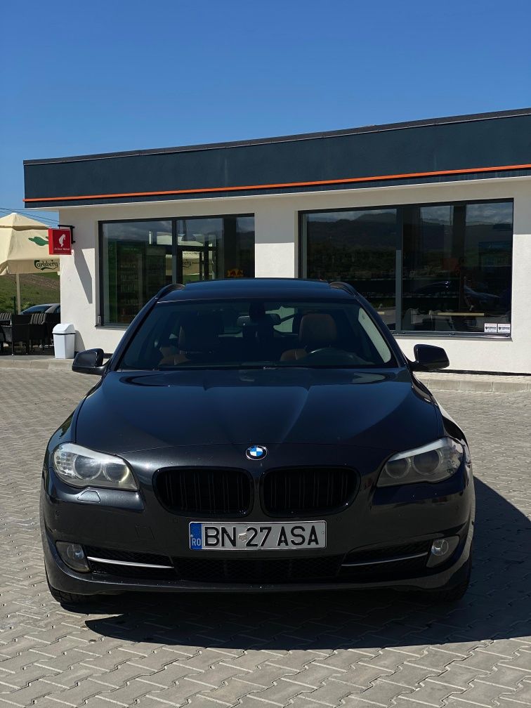 Vând BMW 520 F11.

- Autoturismul se afla într-o stare foarte